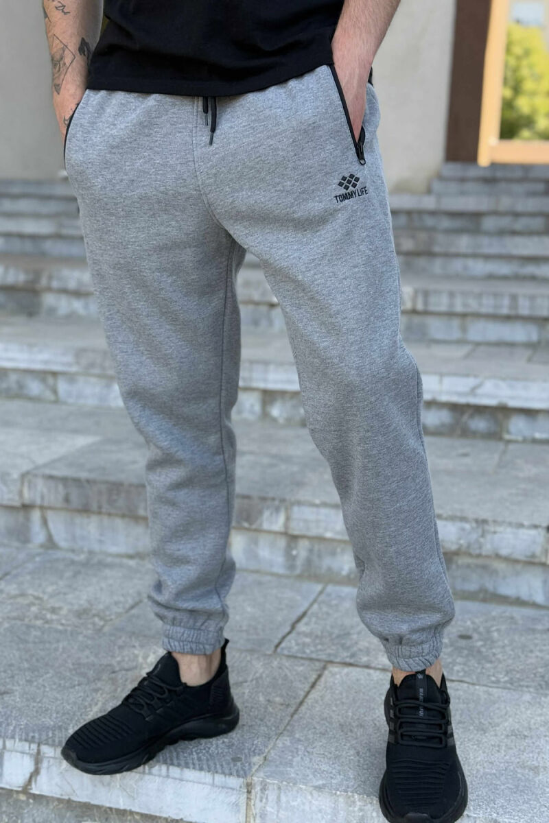 FLUFFY ZIPPER POCKETS ONE COLOR MEN JOGGERS GREY/GRI - 3