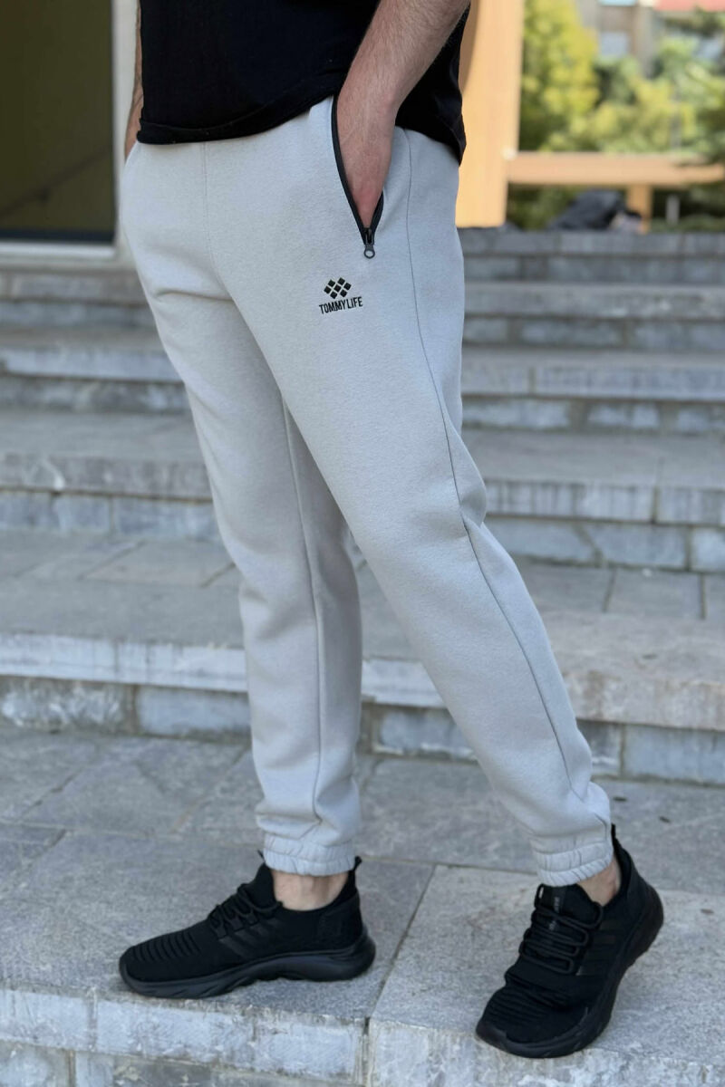 FLUFFY ZIPPER POCKETS ONE COLOR MEN JOGGERS LIGHT GREY/GZ - 3