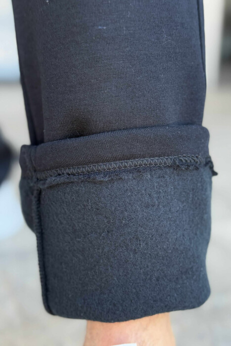 FLUFFY ZIPPER POCKETS SMALL LOGO MEN JOGGERS BLACK/ E ZEZE - 5