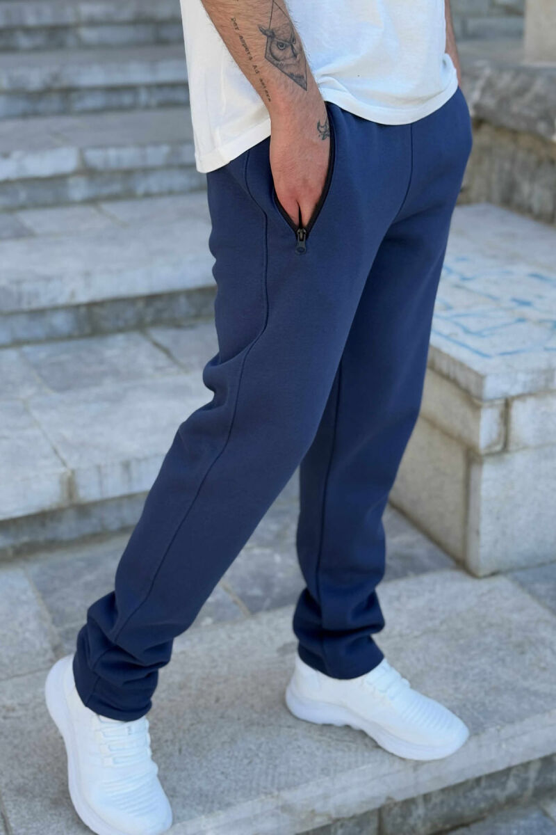 FLUFFY ZIPPER POCKETS SMALL LOGO MEN JOGGERS BLUE/BLU - 3