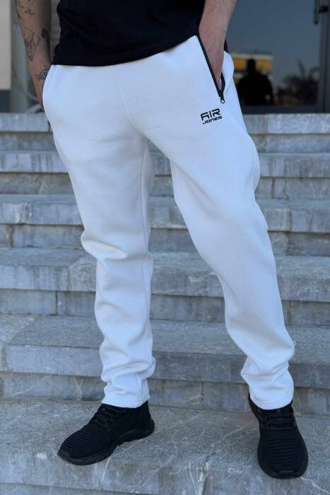 FLUFFY ZIPPER POCKETS SMALL LOGO MEN JOGGERS WHITE-E BARDHE 