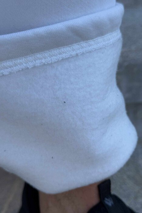 FLUFFY ZIPPER POCKETS SMALL LOGO MEN JOGGERS WHITE-E BARDHE - 5