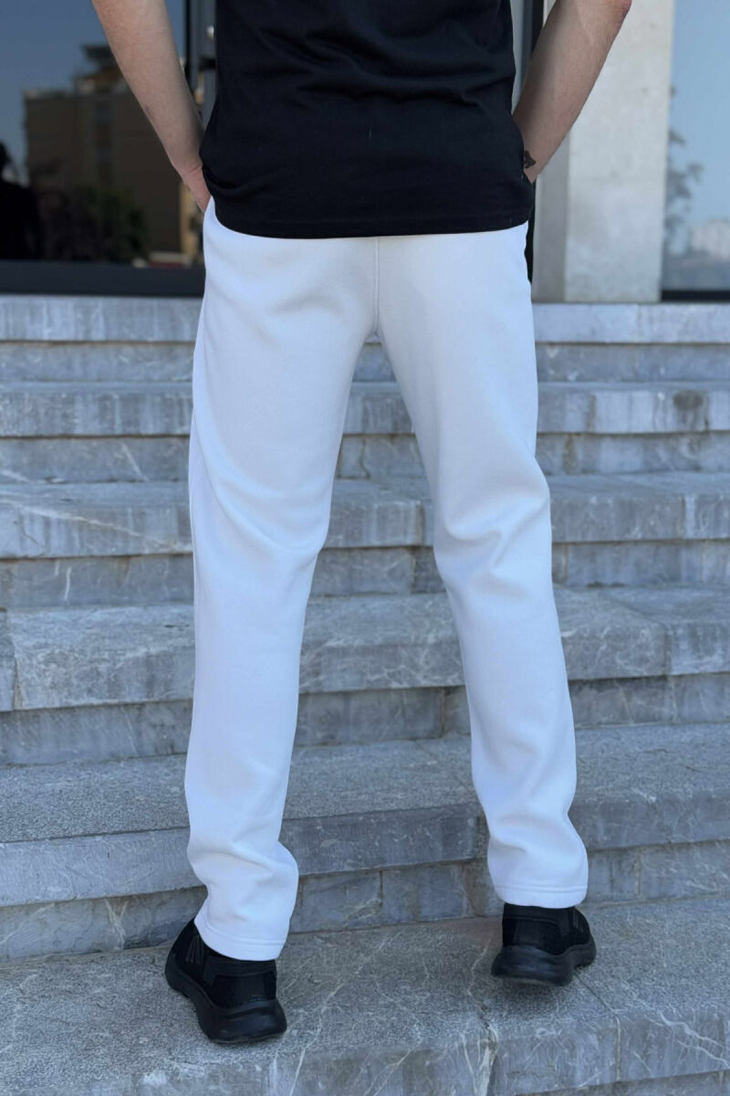FLUFFY ZIPPER POCKETS SMALL LOGO MEN JOGGERS WHITE-E BARDHE - 4