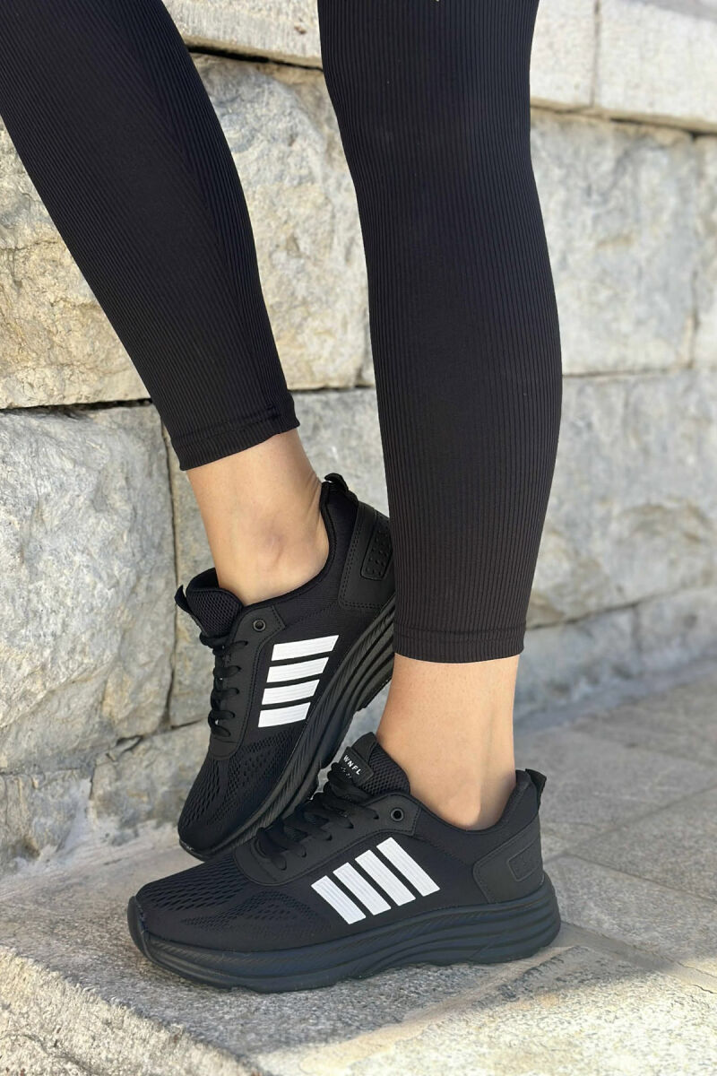 FOUR STRIPES PLATFORM SIMPLE WOMEN SNEAKERS BLACK-BLACK-WHITE/ZZB - 4