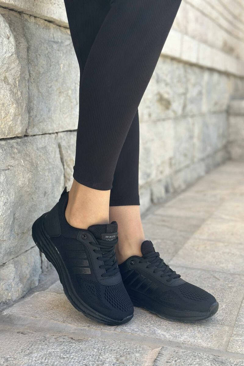 FOUR STRIPES PLATFORM SIMPLE WOMEN SNEAKERS BLACK/ E ZEZE - 4