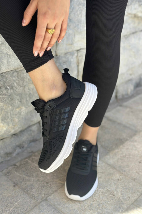 FOUR STRIPES PLATFORM SIMPLE WOMEN SNEAKERS BLACK-WHITE/ZB - 3