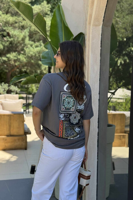 FRONT & BACK IMAGE SIMPLE WOMEN T-SHIRT + 6 PAIR SOCKS DARK GREY/GEE - 3