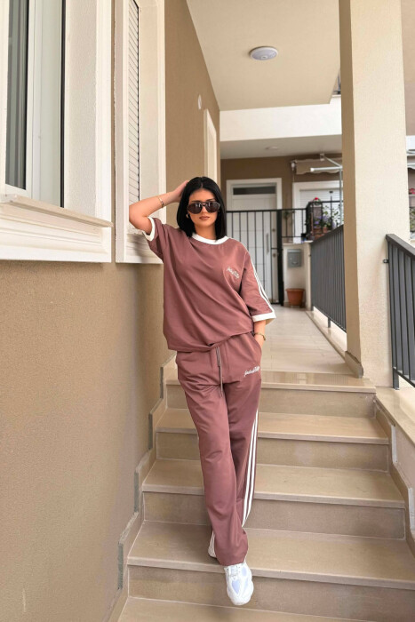 FRONT & BACK T-SHIRT + SWEATPANTS WOMAN SET LIGHT BROWN/KAZB - 7