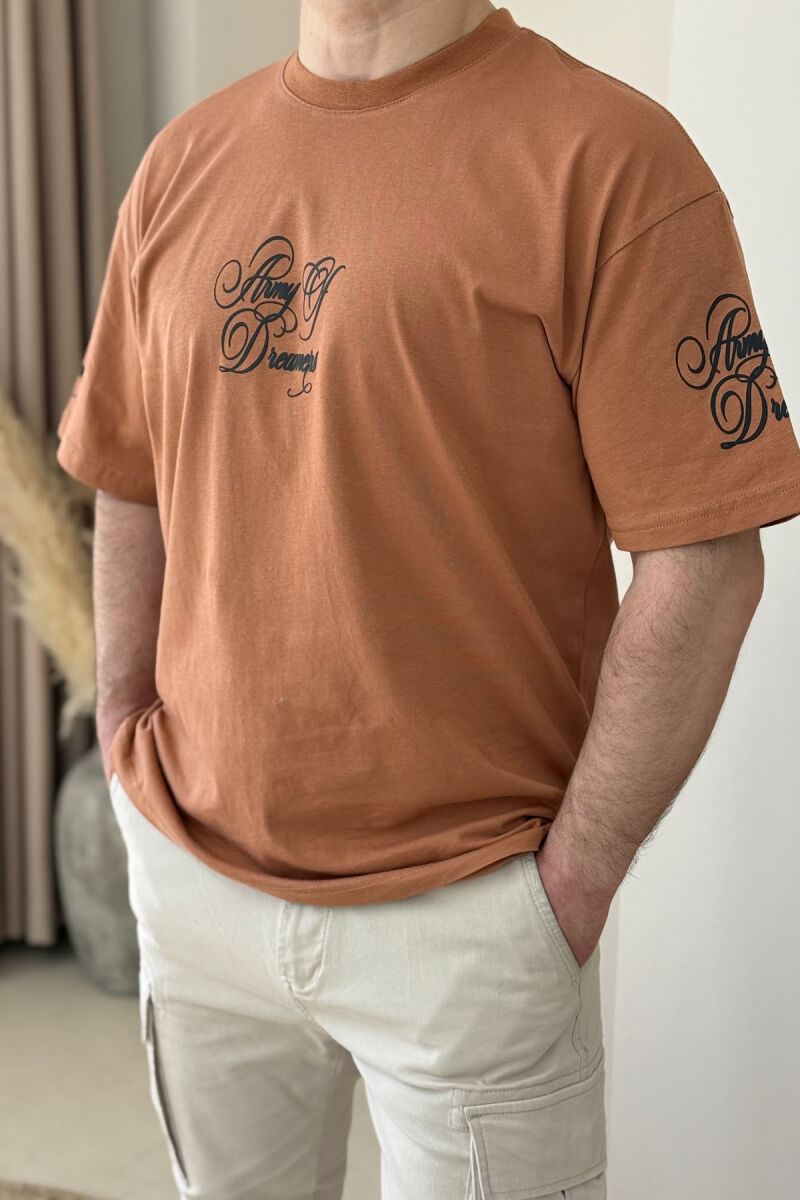 FRONT & BACK WRITTINGS ROUND NECK MEN T-SHIRT LIGHT BROWN/KAZB - 3
