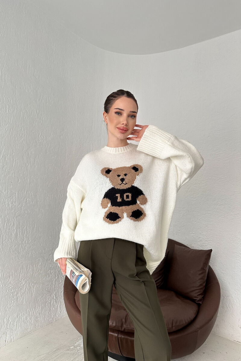 FRONT BEAR IMAGE WOMEN SWEATER WHITE-E BARDHE - 4