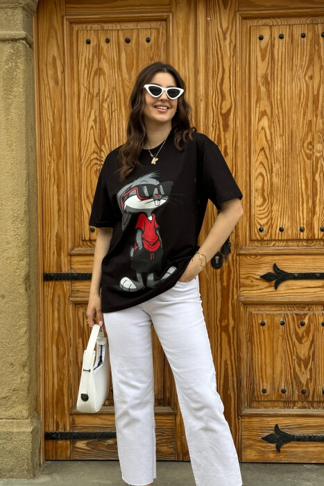 T-SHIRT ME SHKRIME DHE IMAZH PËR FEMRA NË NGJYRËN E ZEZË 