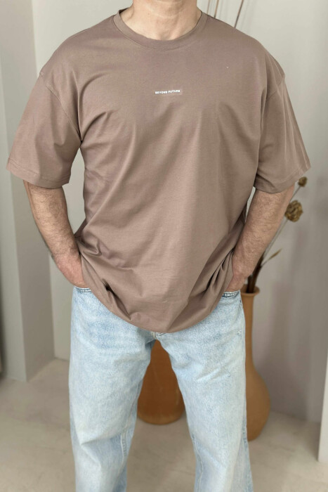 FRONT LITTLE WRITTINGS MEN T-SHIRT LIGHT BROWN/KAZB 