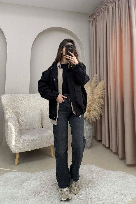 XHAKETE NJE NGJYRESHE ME DETAJIN E XHEPAVE NE PJESEN PARA PER FEMRA NE NGJYRE TE ZEZE - KLAUDIO FASHION