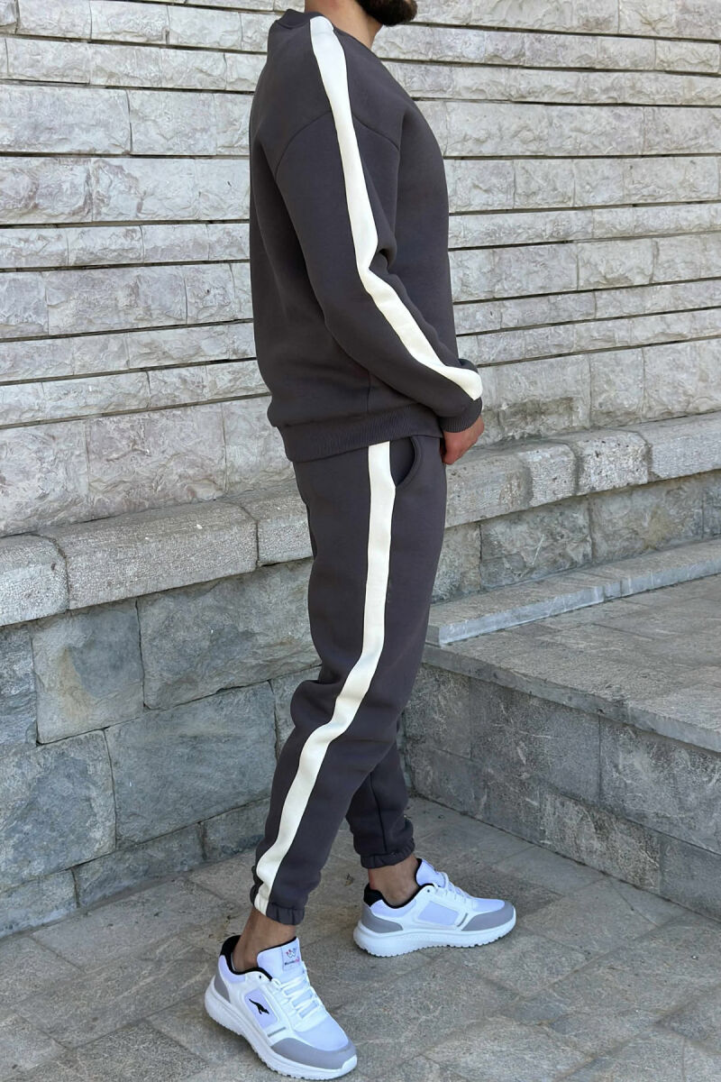 FRONT WRITTINGS SWEATSHIRT+JOGGERS FLUFFY MEN SET DARK GREY/GEE - 2