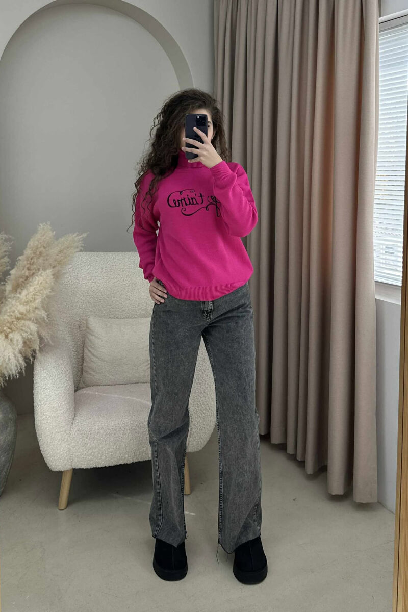 FRONT WRITTINGS HIGH NECK SIMPLE WOMEN SWEATER FUCHSIA/CIKLAMI - 2