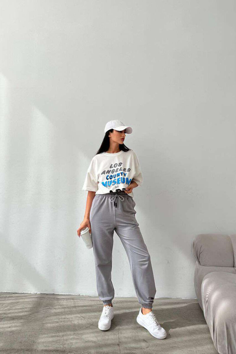 FRONT WRITTINGS T-SHIRT+JOGGERS WOMEN SET WHITE/GREY-BAGR - 1