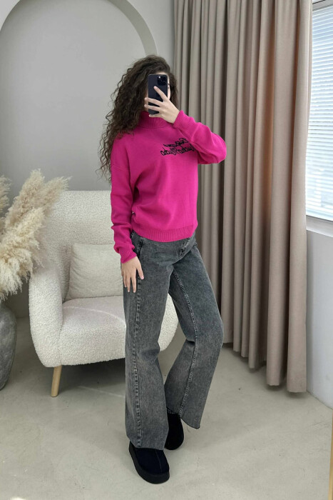 FRONT WRITTINGS TURTLE NECK WOMEN SWEATER FUCHSIA/CIKLAMI - 1