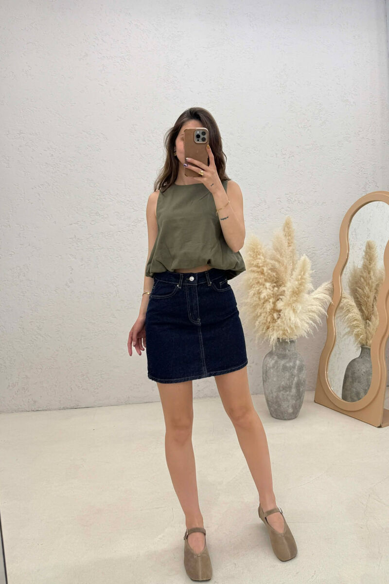 FUND I SHKURTER XHINS PER FEMRA NE NGJYRE BLU - 1