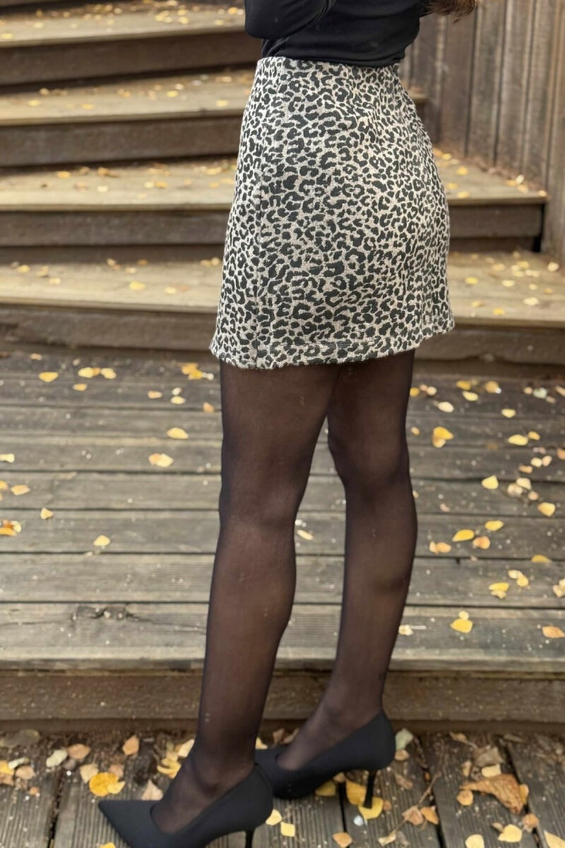 FUND ME ZINXHIR NE PJESEN E PASME PER FEMRA ME DIZAJN LEOPARDI - 8