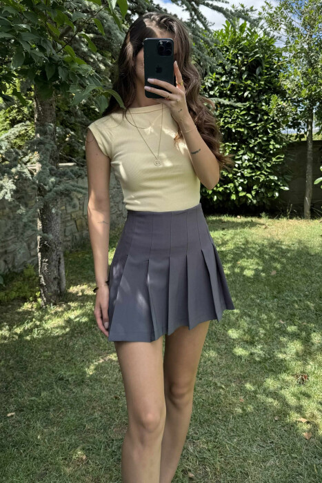 FUND NJË NGJYRËSH I THJESHTË PËR FEMRA NË NGJYRËN GRI - 4