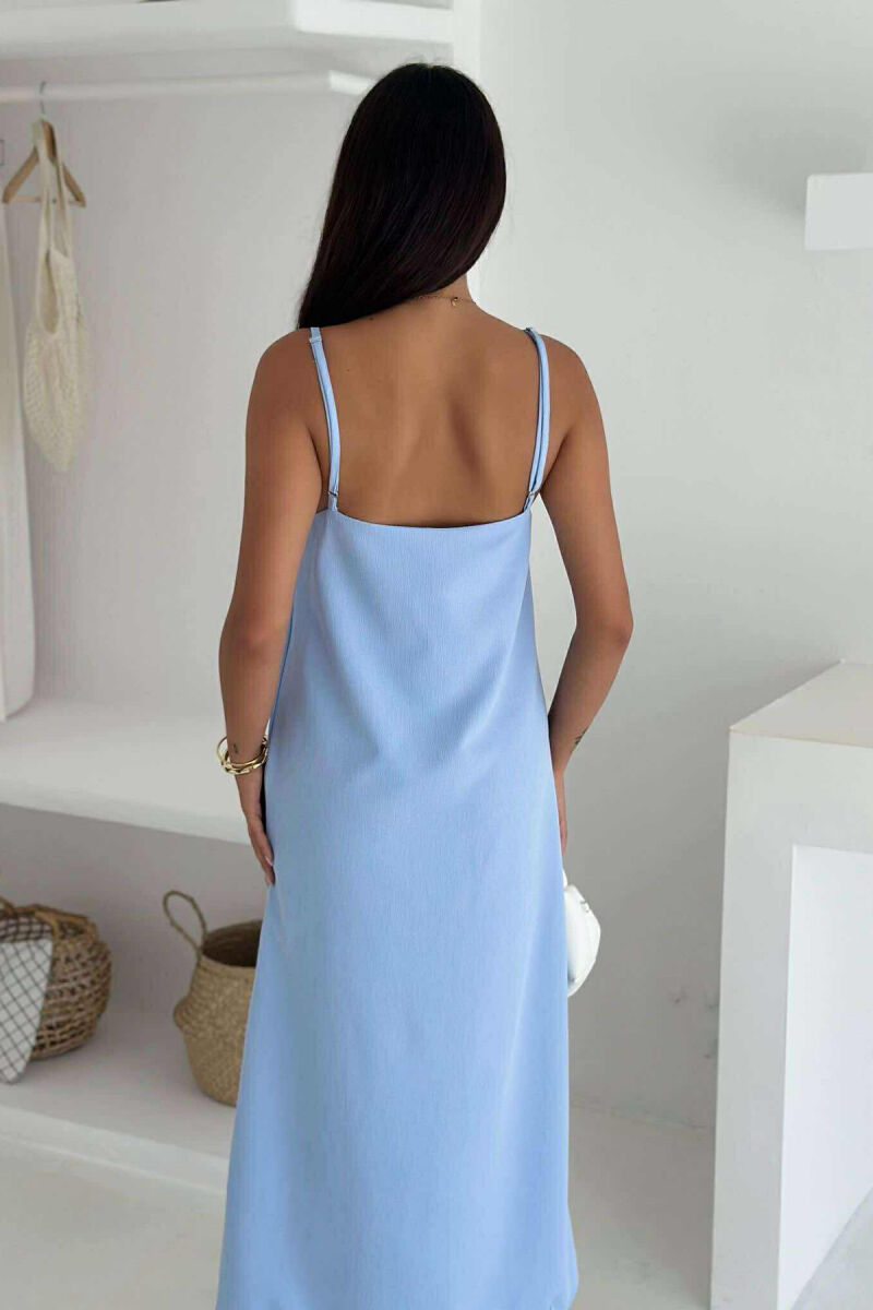 FUSTAN I GJATË NJË NGJYRËSH PËR FEMRA NË NGJYRËN BABY BLUE - 2