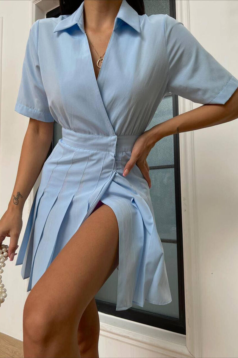 FUSTAN I SHKURTËR ME JAKË POLO PËR FEMRA NË NGJYRËN BOJËQIELLI - 1