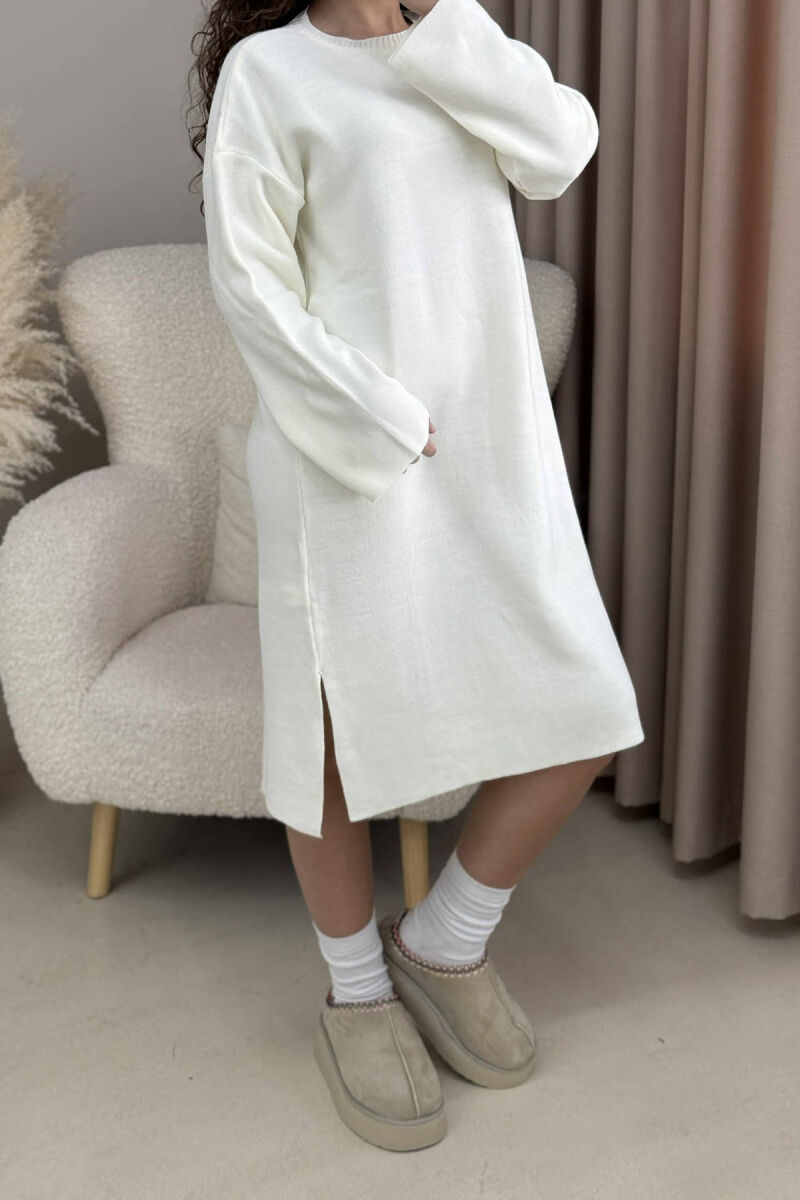 FUSTAN I THURRUR NJË NGJYRËSH ME JAKË TË RRUMBULLAKËT PËR FEMRA NË NGJYRË TË BARDHË - 4