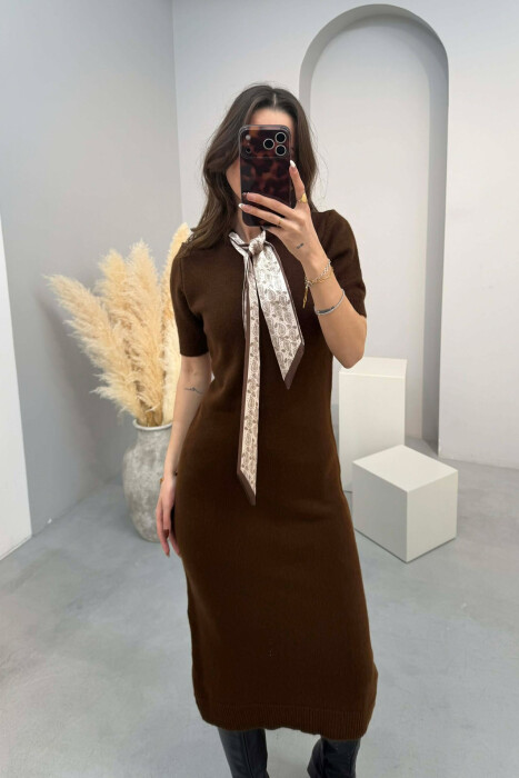 FUSTAN ME MENGE TE SHKURTRA DHE ME DETAJIN E SHALLIT PER FEMRA NE NGJYRE KAFE - 3