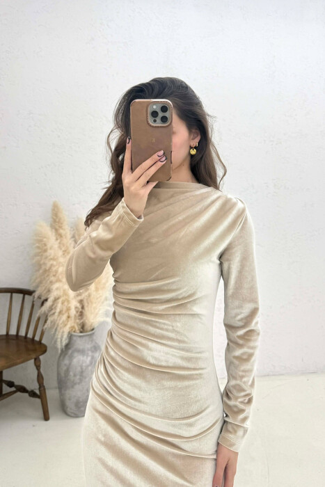 FUSTAN NJE NGJYRESH VELVET PER FEMRA NE NGJYRE KREM - 3