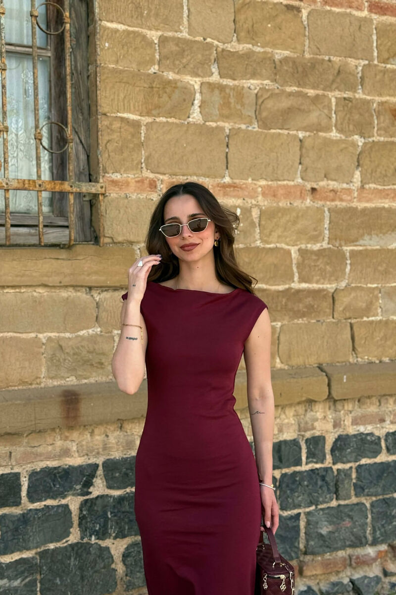 FUSTAN PER FEMRA NE NGJYRE VISHNJE - 5