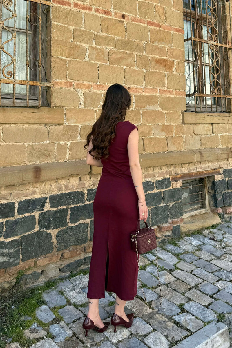 FUSTAN PER FEMRA NE NGJYRE VISHNJE - 6