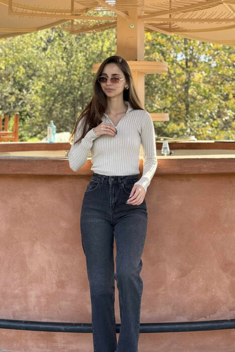 GJYSËM GOLF PËR FEMRA ME ZINXHIR NË NGJYRË BEZHË TË CELUR - KLAUDIO FASHION