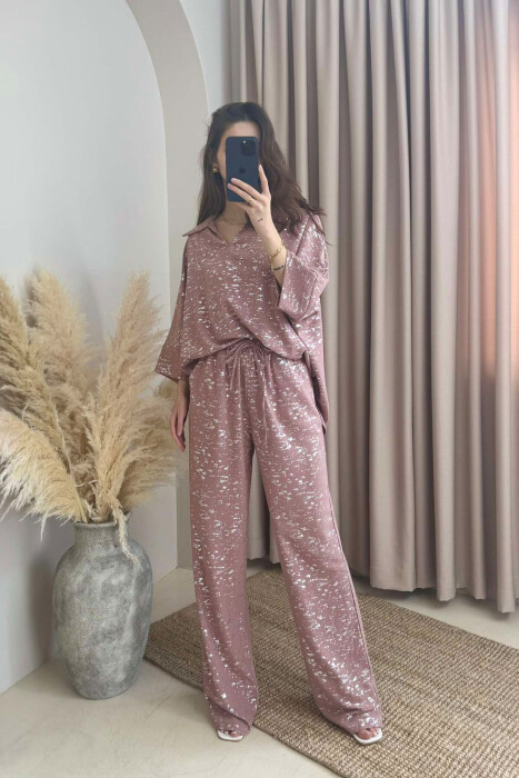 SET ME SHKËLQIM PËR FEMRA NË NGJYRËN PUDËR 