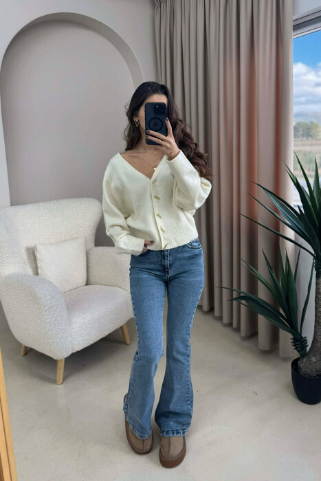 GOLD BUTTONS DETAIL ONE COLOR WOMEN CARDIGAN CREAM/KREM - 2