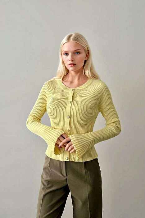 GOLD BUTTONS ONE COLOR WOMEN CARDIGAN YELLOW/E VERDHE 