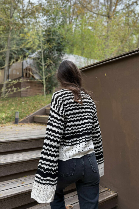 GOLD BUTTONS STRIPES WOMEN CARDIGAN BLACK-CREAM/ZEKR - 4