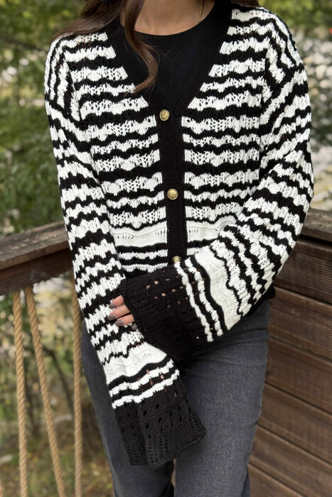 GOLD BUTTONS STRIPES WOMEN CARDIGAN BLACK-WHITE/ZB - 3
