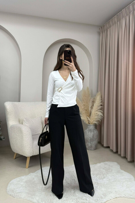 GOLD DETAIL ONE COLOR WOMEN SWEATSHIRT WHITE-E BARDHE 