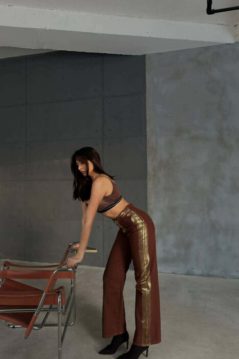 GOLD DETAILS ONE COLOR WOMEN JEANS BROWN/KAFE - 2