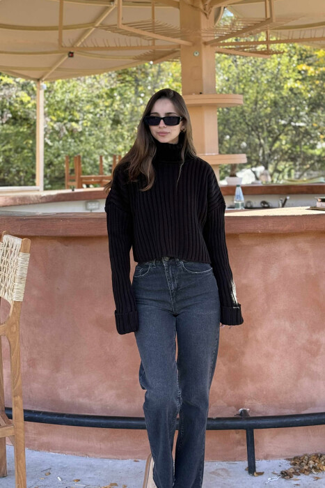 HIGH NECK CROPPED KNITTED WOMEN SWEATER BLACK/ E ZEZE - KLAUDIO FASHION