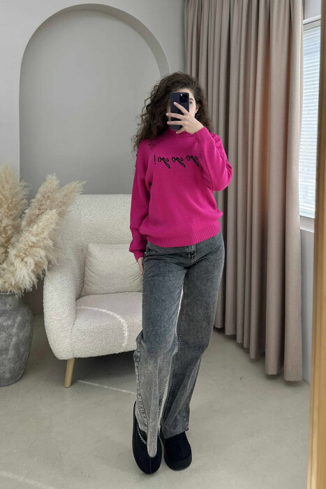 HIGH NECK FRONT WRITTINGS WOMEN SWEATER FUCHSIA/CIKLAMI 
