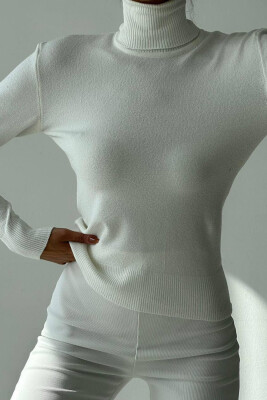 HIGH NECK SIMPLE SWEATER WOMAN CREAM/KREM 