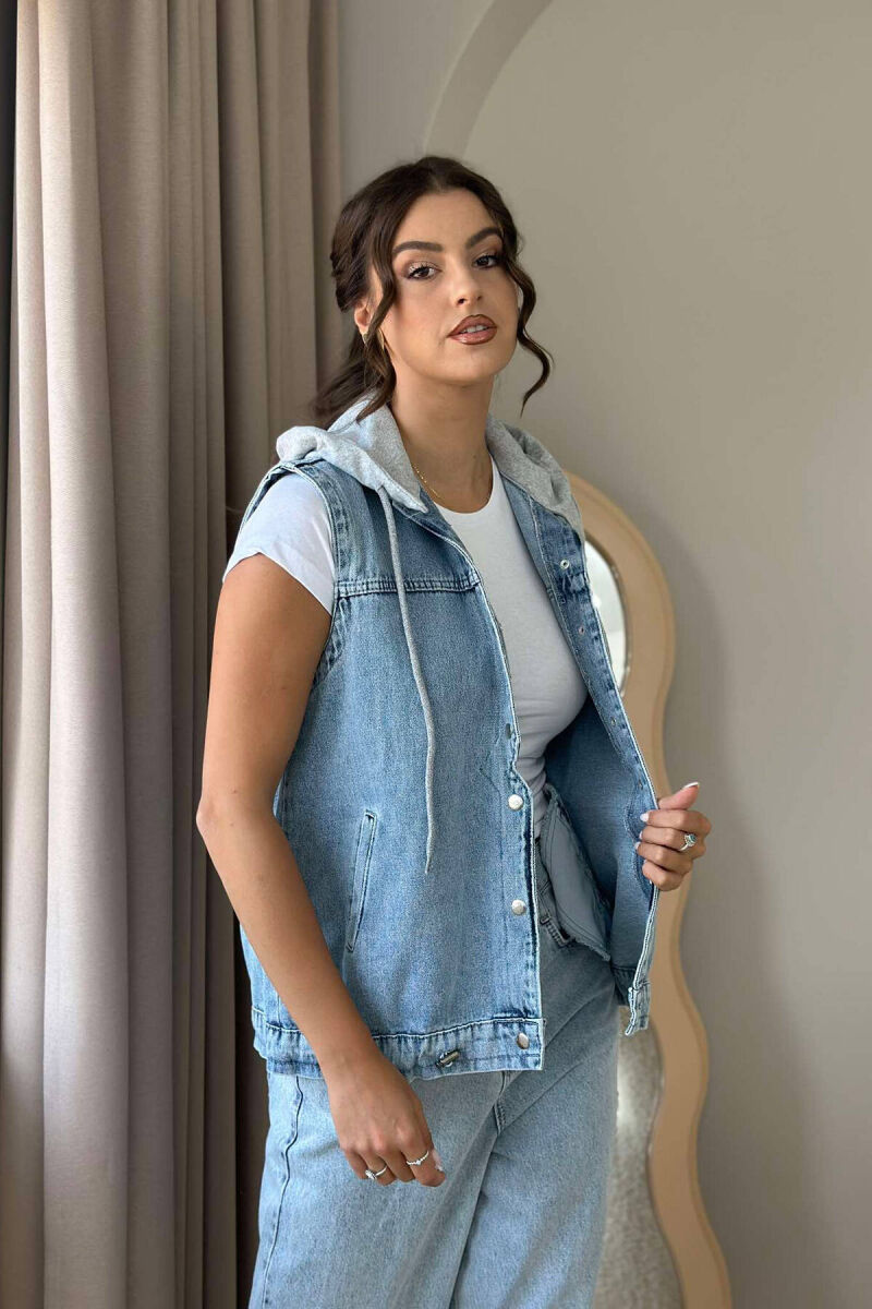 HOOD DENIM WOMAN VEST IN LIGHTBLUE COLOR - 5