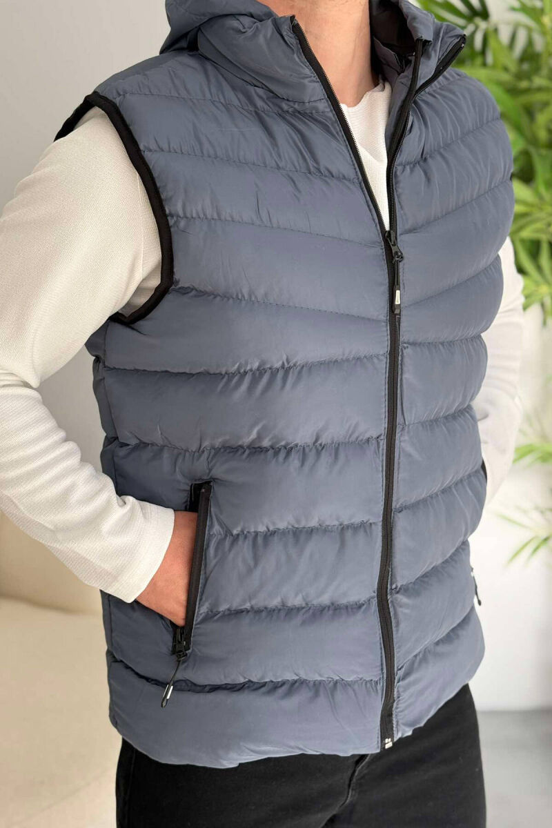 HOOD ZIPPER POCKET MEN VEST IN LIGHTBLUE COLOR - 2