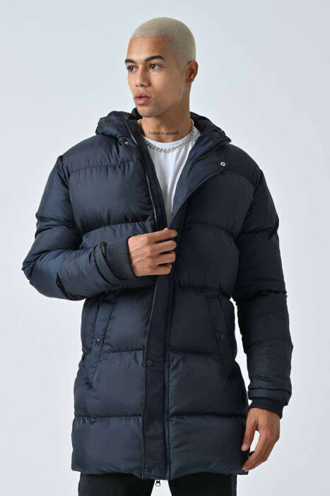 HOODED MEN PUFFER JACKET IN DARK BLUE COLOR 