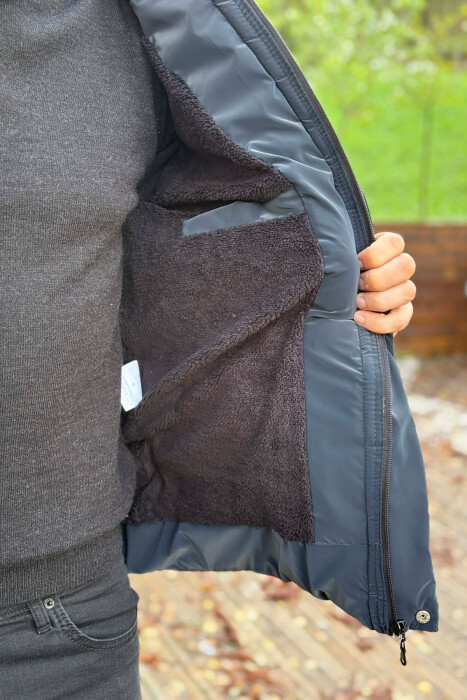 HOODED ONE COLOR MEN PUFFER JACKET DARK BLUE/BEE - 4