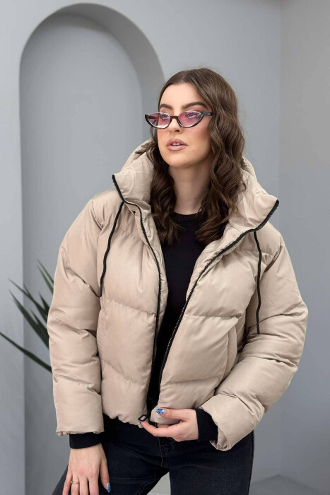 HOODED WOMEN PUFFER JACKET IN BEIGE COLOR 