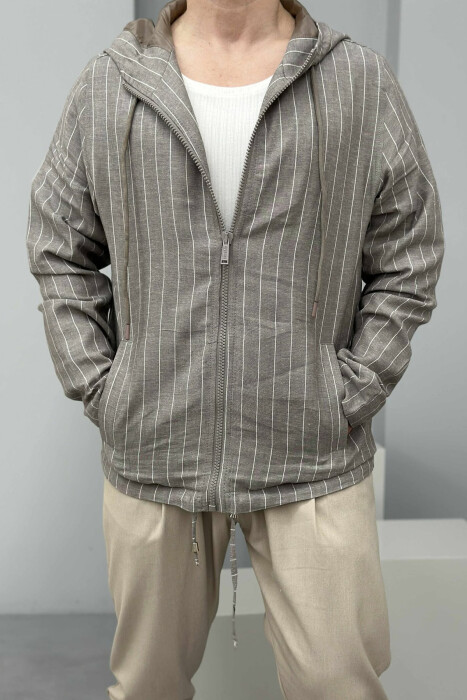 XHAKETË ME KAPUÇ ME VIJA PËR MESHKUJ NË NGJYRËN GRI - KLAUDIO FASHION