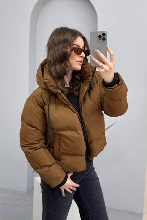 HOODED WOMEN PUFFER JACKET IN BROWN COLOR - 2