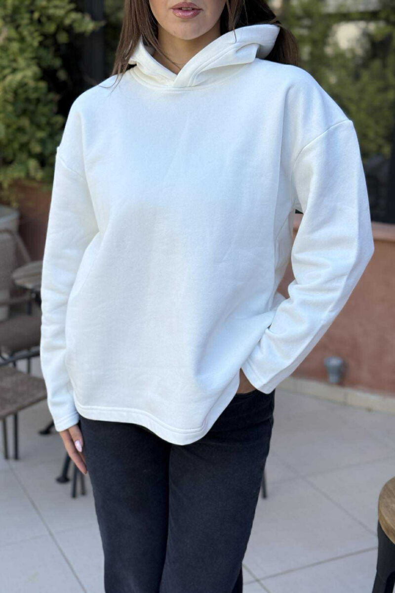 HOODIE E THJESHTË NJË NGJYRËSHE ME PUSH PËR FEMRA NË NGJYRË TË BARDHË - 5